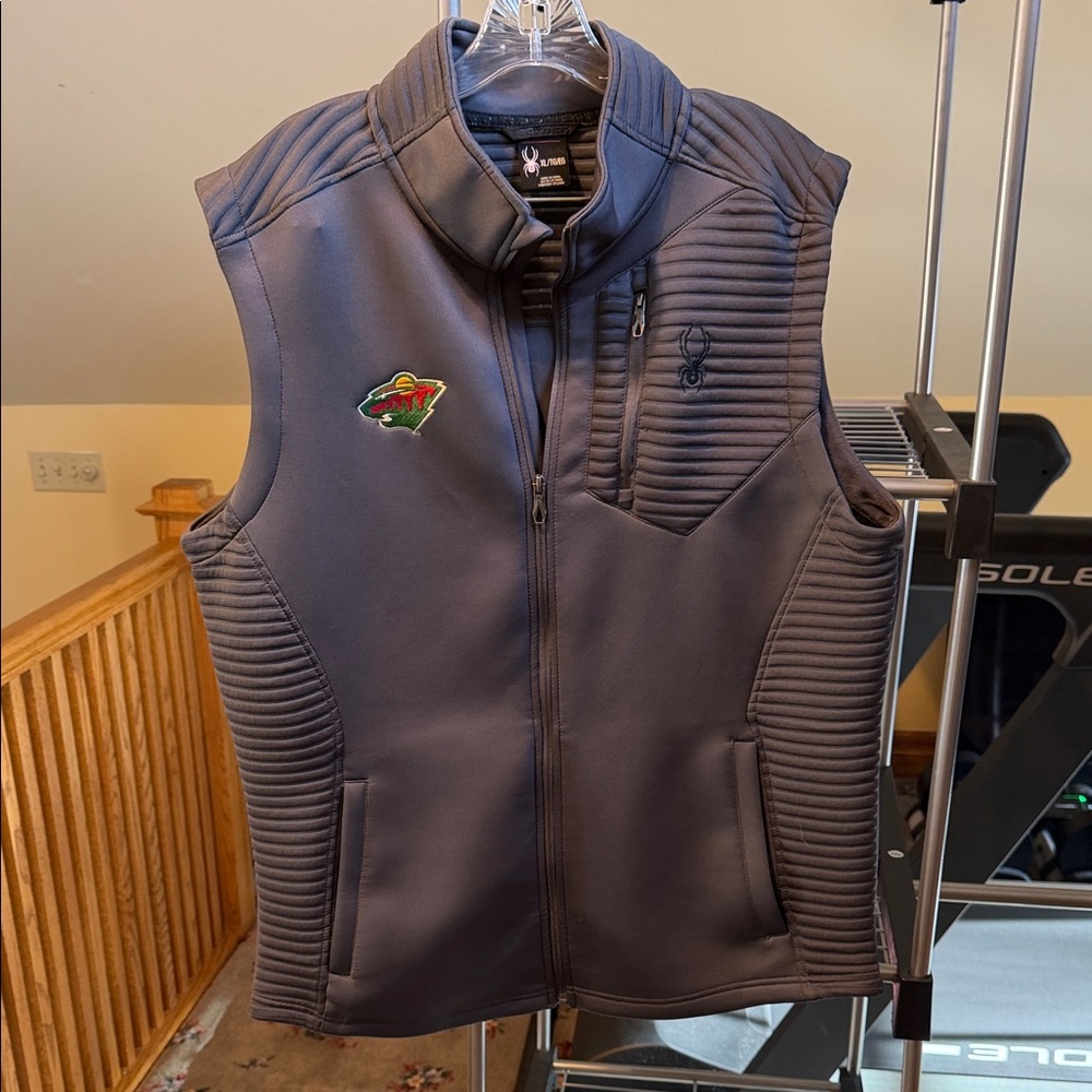 Spyder Minnesota Wild Men's Gray Softshell Vest